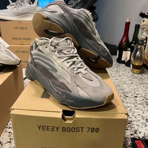 Yeezy 700s in Tephra